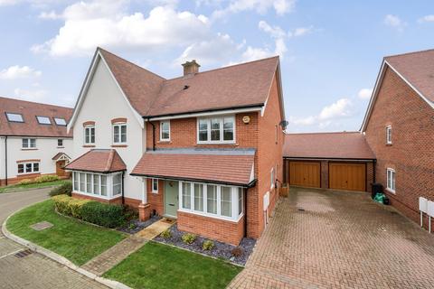 3 bedroom semi-detached house for sale, Soames Place, Berkshire RG40