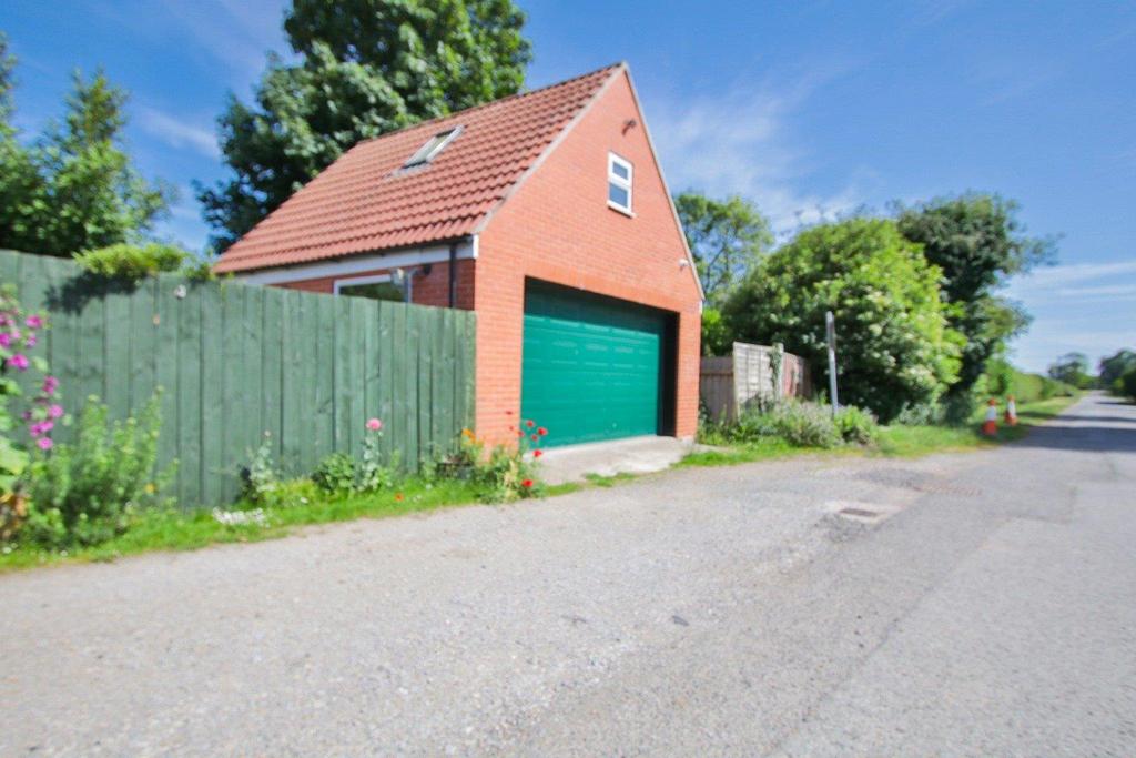 Briar Wood, Keyingham, HU12 9 ST