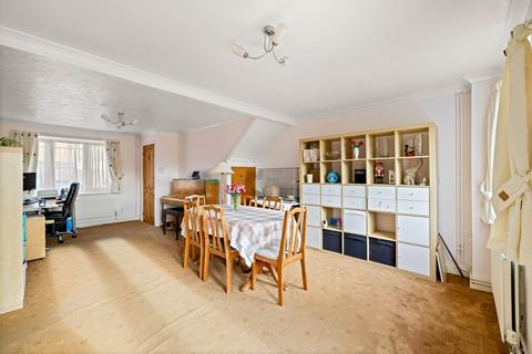 4 bedroom semi-detached house for sale, Pine Way, Folkestone, CT19