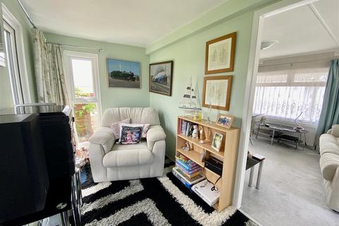 2 bedroom park home for sale, Folly Lane, East Cowes