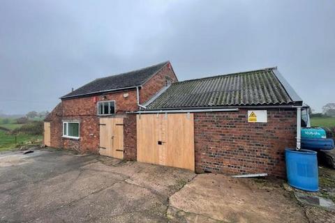 Property to rent, Blakeley Lane, Dilhorne, Stoke-On-Trent