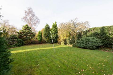 12 Heather Close, Calow, Chesterfield, S44 5TJ