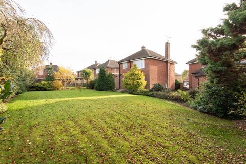 12 Heather Close, Calow, Chesterfield, S44 5TJ