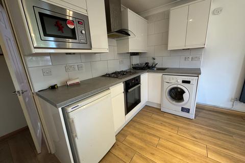 2 bedroom flat for sale, 290 Heston Road, TW5