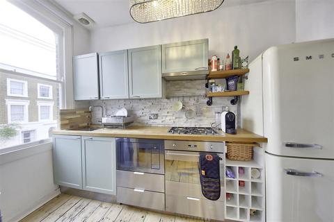 2 bedroom flat for sale, Elm Park, Brixton SW2