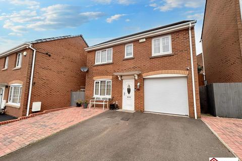 4 bedroom detached house for sale, Penrhiwtyn Drive, Neath, Neath Port Talbot. SA11 2JF