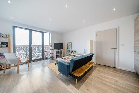 2 bedroom apartment for sale, Katie Court, 7 Edwin Street, London, E16