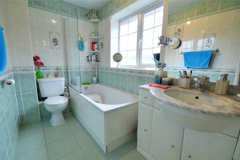 1 Benchfield Close, East Grinstead, RH19 3NZ