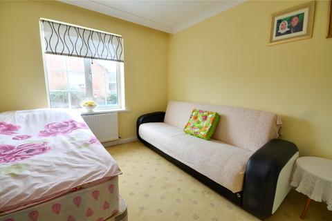 1 Benchfield Close, East Grinstead, RH19 3NZ