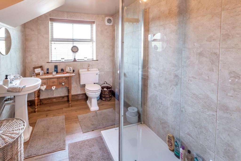 DSC 3780-Edit.jpg