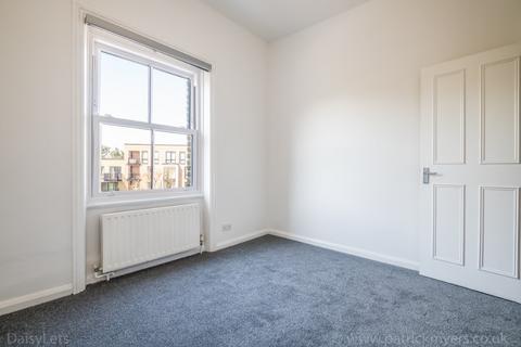 2 bedroom flat to rent, Knights Hill, West Norwood, London, SE27