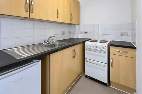 1 bedroom flat to rent, Pirie Court, Bristol BS5