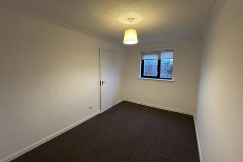 2 bedroom flat to rent, East Woodstock Court , Kilmarnock KA10