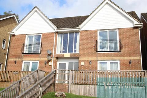 3 bedroom flat for sale, Creek Gardens, Wootton Bridge, Ryde