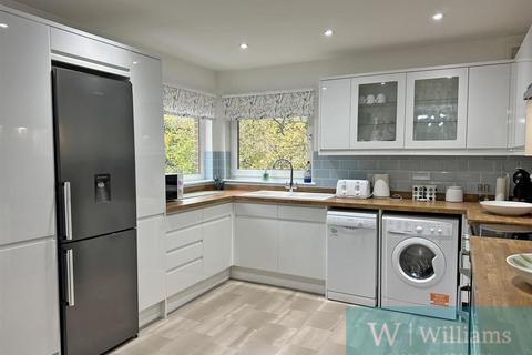 3 bedroom flat for sale, Creek Gardens, Wootton Bridge, Ryde