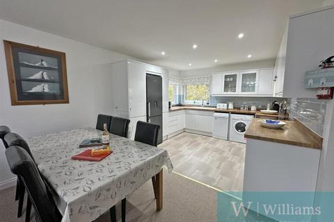 3 bedroom flat for sale, Creek Gardens, Wootton Bridge, Ryde