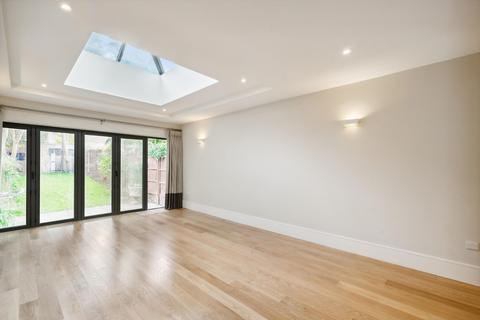 4 bedroom terraced house to rent, Leopold Road, Wimbledon, London, SW19