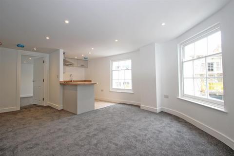 2 bedroom flat for sale, Union Street, Ryde