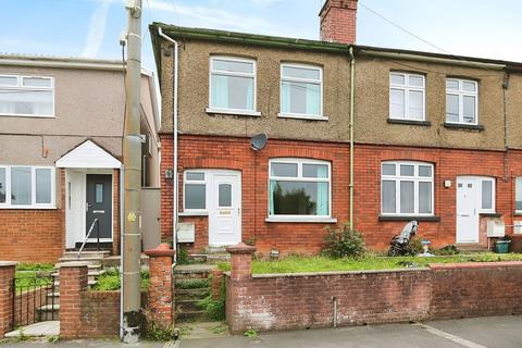 3 bedroom end of terrace house for sale, Brynmynach Avenue, Hengoed CF82