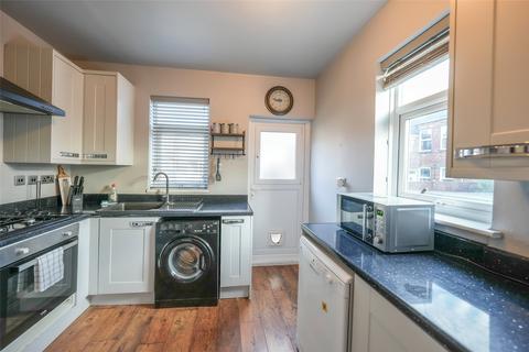 2 bedroom apartment for sale, Grove Road, Low Fell, NE9