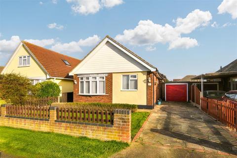 3 bedroom detached bungalow for sale, Barbara Avenue, Canvey Island SS8