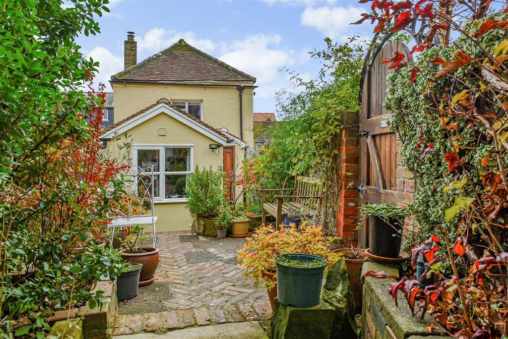 Courtyard Garden