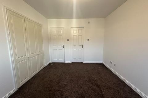 2 bedroom flat to rent, Philips Wynd, Hamilton, ML3