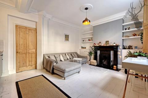 1 bedroom apartment for sale, Warneford Street, London