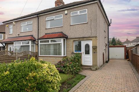 3 bedroom semi-detached house for sale, Goldington Avenue, Huddersfield HD3