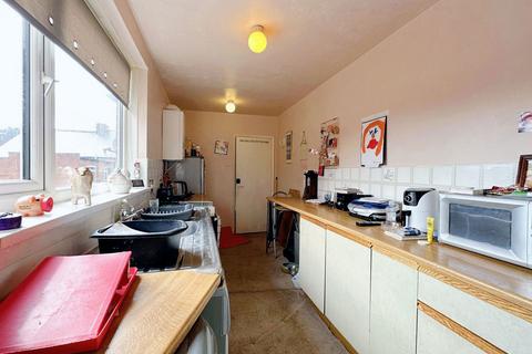 3 bedroom flat for sale, Gallant Terrace, Wallsend, Tyne and Wear, NE28 0JN