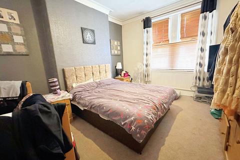 3 bedroom flat for sale, Gallant Terrace, Wallsend, Tyne and Wear, NE28 0JN