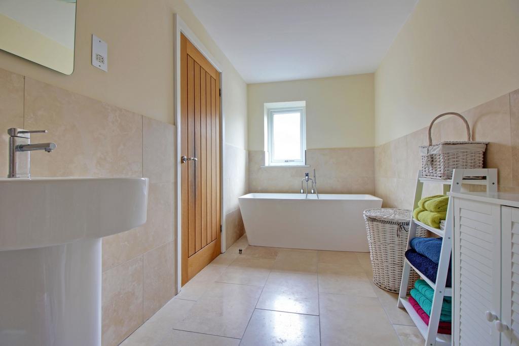 Bedroom 1 ensuite Bathroom