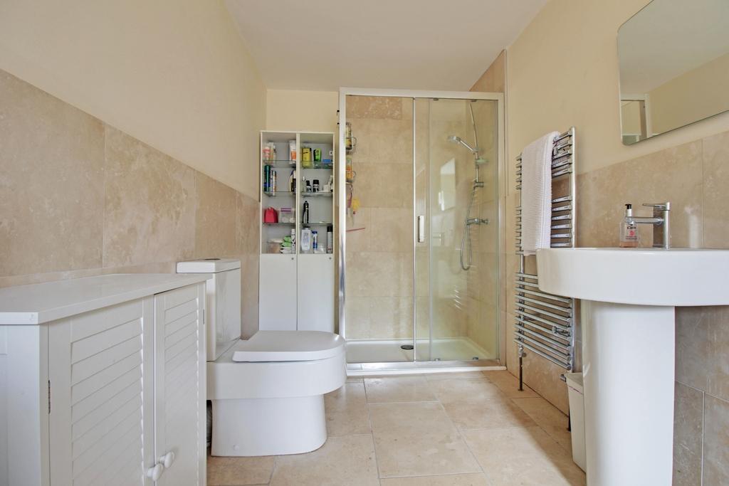 Bedroom 1 ensuite Bathroom