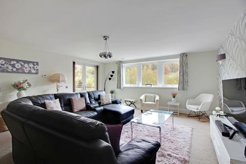 5 Caldene Croft, Mytholmroyd, Hebden Bridge, HX7 5AE