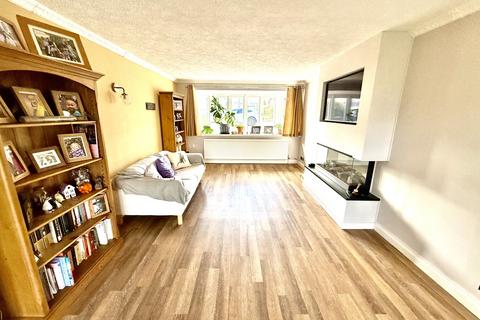 5 bedroom detached house for sale, Auckland Way, West Park