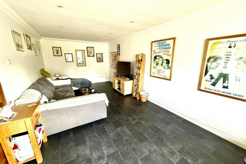 5 bedroom detached house for sale, Auckland Way, West Park
