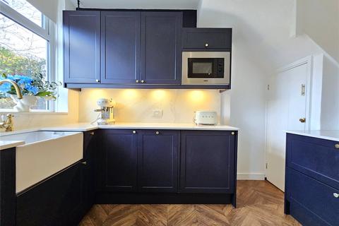 22 Fordmill Road, London, SE6 3JL