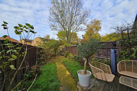 22 Fordmill Road, London, SE6 3JL