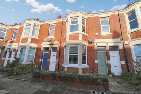 2 bedroom ground floor flat for sale, Warton Terrace, Heaton, Newcastle upon Tyne, Tyne and Wear, NE6 5DX