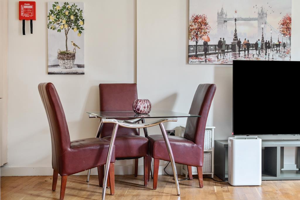 Reception/Kitchen