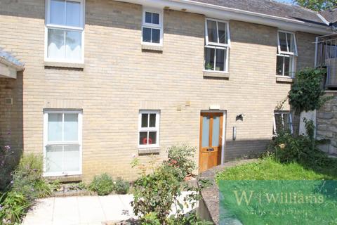 3 bedroom flat for sale, Ampthill House, East Hill Road, Ryde