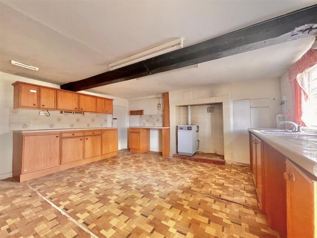 Kitchen.jpg