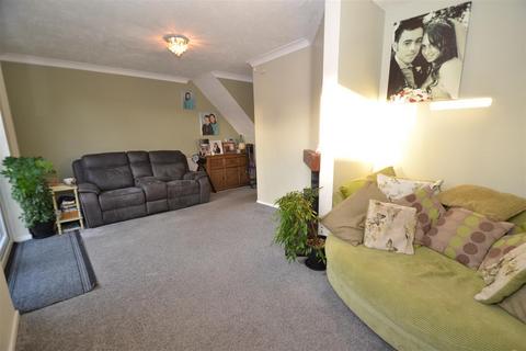 3 bedroom semi-detached house for sale, Garden Close, Wyke,