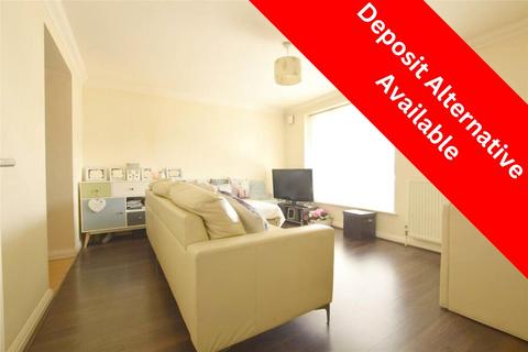 2 bedroom apartment to rent, Blade Court, Romford RM7