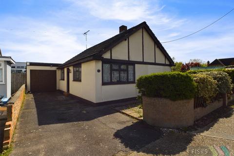 3 bedroom detached bungalow for sale, Hertford Road, Canvey Island, SS8