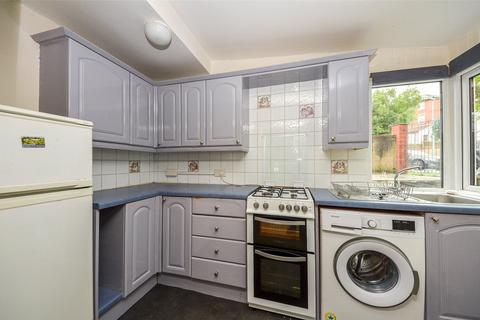 2 bedroom end of terrace house for sale, The Close, Colwyn Bay, Conwy, LL29