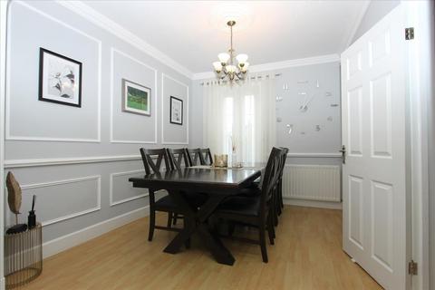 3 bedroom house to rent, Church Lane, London, N9