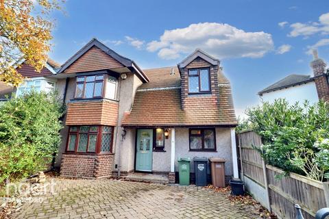 5 bedroom semi-detached house for sale, Lingfield Avenue, Dartford