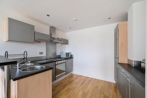 2 bedroom flat for sale, Beringa, City Island, Leeds LS12