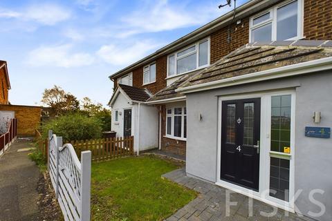 3 bedroom terraced house for sale, Lincoln Way, Canvey Island, SS8